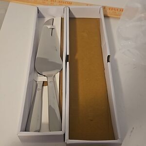 SILVER Cake serving Party and events New